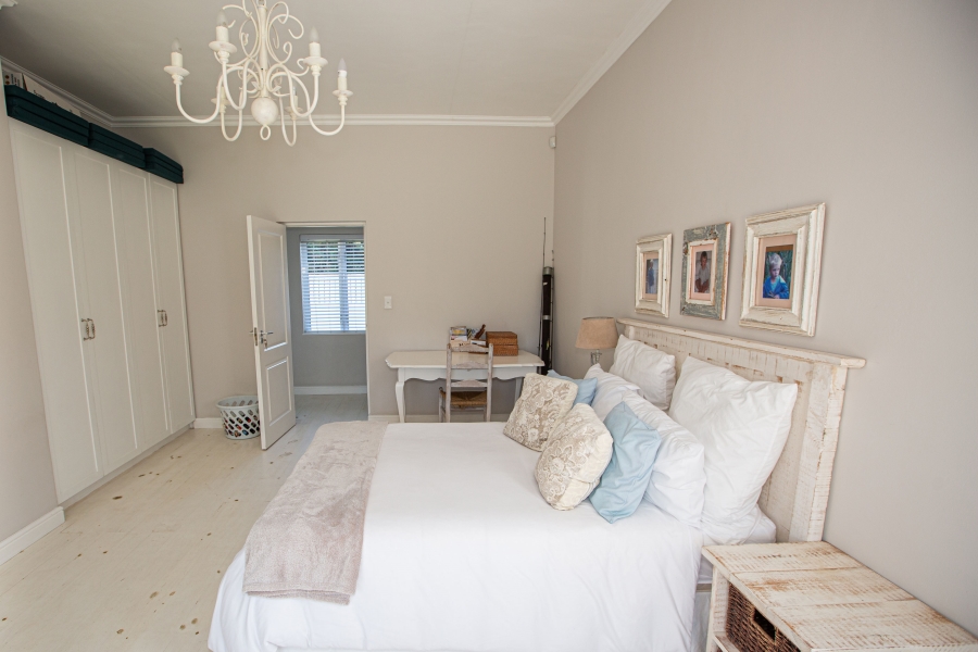 5 Bedroom Property for Sale in Kommetjie Western Cape